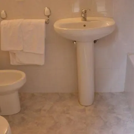 Otel La Mora Villaseca de Laciana